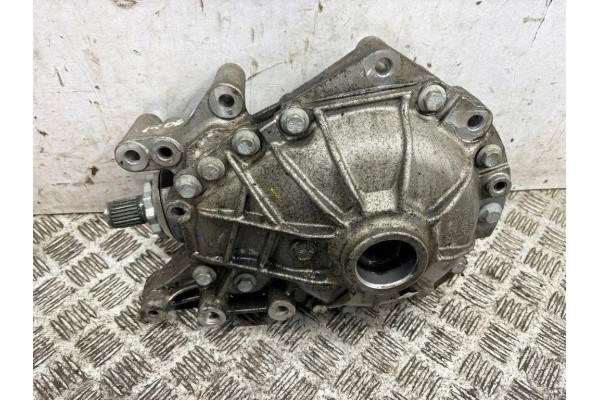 Front reducer LAND ROVER M8E23017AB 3 0L hybrid 257kW 2025