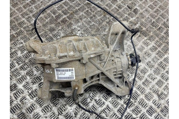 Rear reducer LAND ROVER M8E24A213AB 3 0L hybrid 257kW 2025