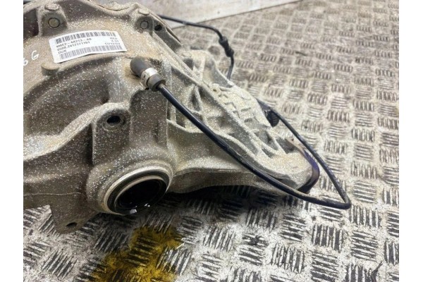 Rear reducer LAND ROVER M8E24A213AB 3 0L hybrid 257kW 2025 Catalog number of the original M8E24A213AB