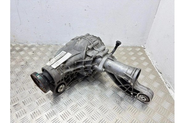 Front reducer JEEP GRAND CHEROKEE IV WK WK2 T02UF0588R0055 2 99L Catalog number of the part T02UF0588R0055