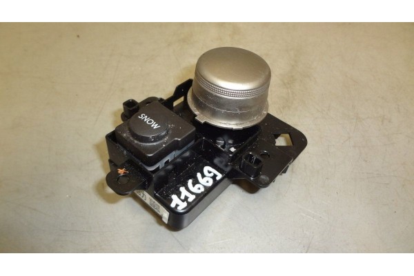 Sliding differential switch Lexus GS IV 2011 2020 84970 30100