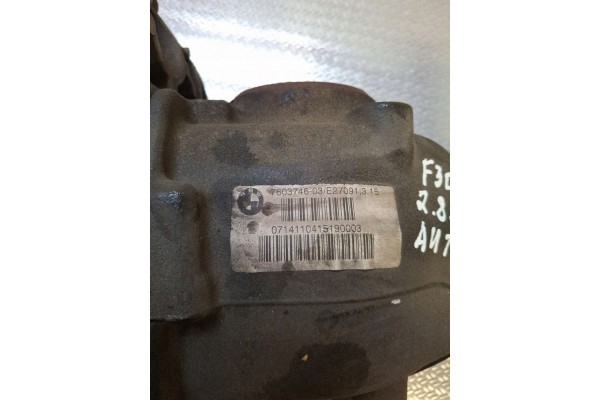 GENUINE BMW 3 F30 F35 F31 2014 Rear differential 7603746 Catalog number of the original E27091315