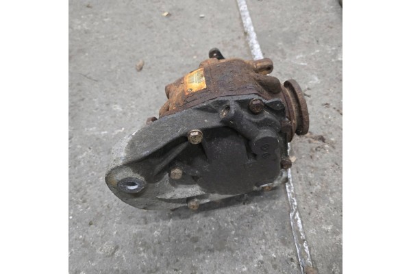 Rear differential BMW 3 E90 E91 7556674 2 47 Catalog number of the part 7556674
