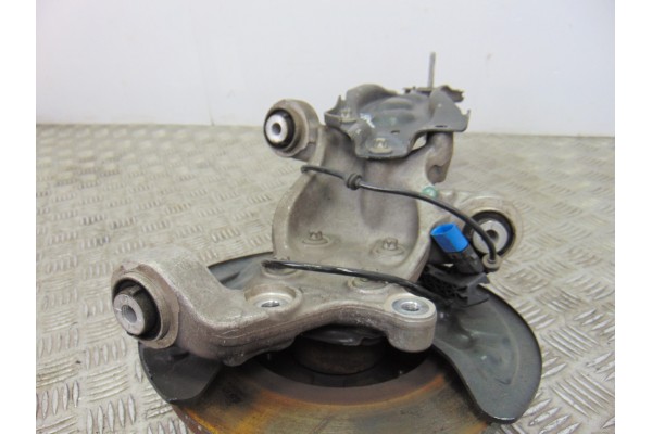 2460406  MANGUETA TRASERA DERECHA MERCEDES-BENZ CLASE A (BM 176) A 180 CDI BlueEfficiency (176.012) 2014 2460406 189785 MERCEDES