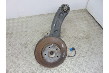 2460306 MANGUETA TRASERA IZQUIERDA MERCEDES-BENZ CLASE A (BM 176) A 180 CDI BlueEfficiency (176.012) 2014 2460306 189786 MERCEDE