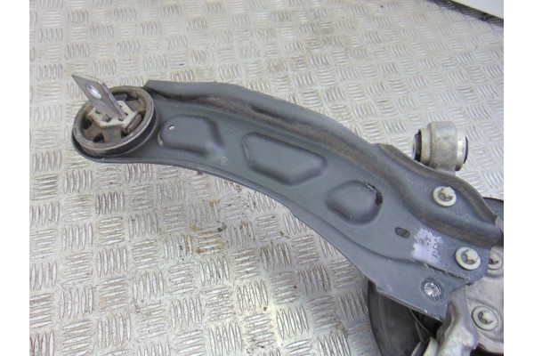 2460306 MANGUETA TRASERA IZQUIERDA MERCEDES-BENZ CLASE A (BM 176) A 180 CDI BlueEfficiency (176.012) 2014 2460306 189786 MERCEDE