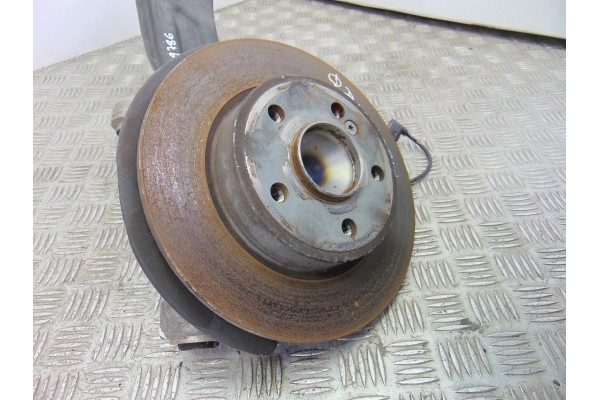 2460306 MANGUETA TRASERA IZQUIERDA MERCEDES-BENZ CLASE A (BM 176) A 180 CDI BlueEfficiency (176.012) 2014 2460306 189786 MERCEDE