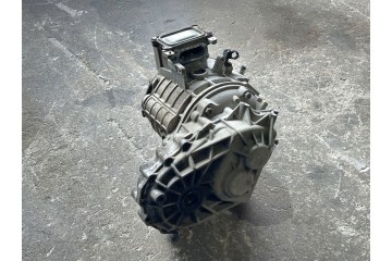 2019 Mitsubishi Outlander Rear differential F1E1A2B5Z Car type 4x4 SUV