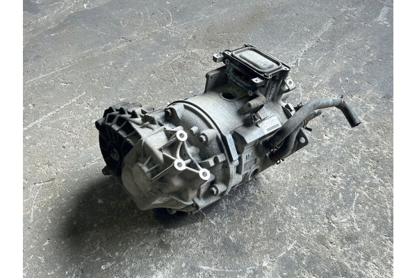 2014 Mitsubishi Outlander Rear differential F1E1A2B5Z