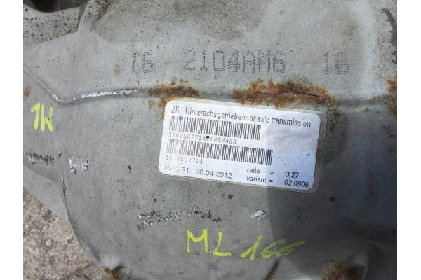 Rear differential Mercedes Benz ML W166 2104A06 gear ratio 3 27 Part manufacturer Mercedes Benz OE