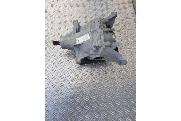 Rear reducer BENTLEY V1938396858 4 0L gasoline 467kW 2023 Part manufacturer Bentley OE