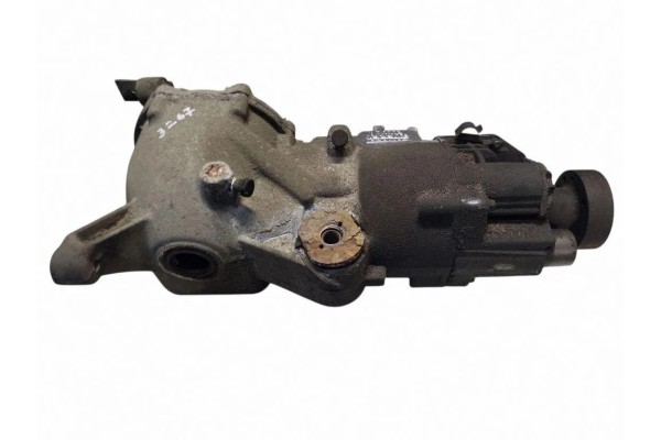 Rear reducer FORD KUGA I 6530110190 2 0L diesel 103kW 2010 Part manufacturer Ford OE