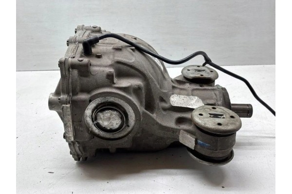 Rear reducer FORD USA L1MW4000LC 3 3L hybrid 210kW 2021 Part manufacturer Ford OE