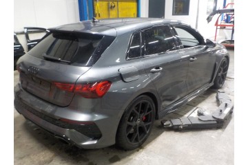 Sistema de Escape Audi RS 3 Sportback 8YA 2021 8V0253611D 8V0253211