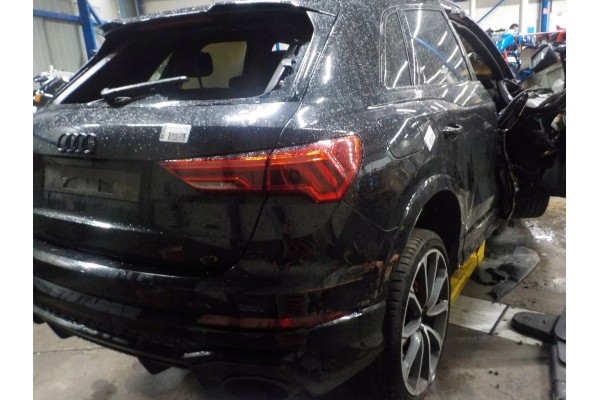 Audi RS Q3 F3B 2019 - presente ESCAPE 8V0253611D DNWA