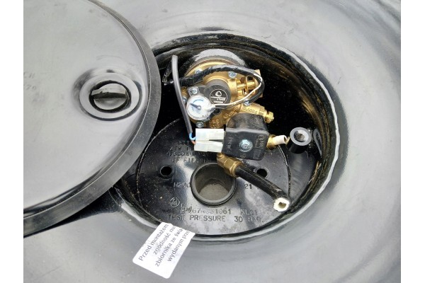 Instalación de Gas LPG Depósito 49L KME Nevo-Sky Direct 4 Cilindros Ma