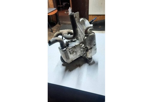 Webasto MERCEDES BENZ VITO Minibus passenger W639 6398301861 2 2L Part manufacturer Mercedes Benz OE