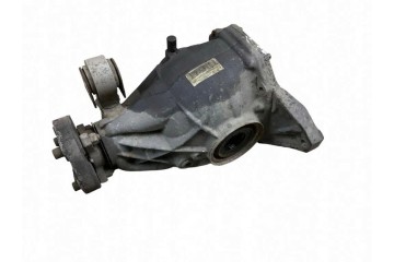 Rear reducer MERCEDES BENZ C W204 2043500114 2 2L diesel 125kW 2008 Part manufacturer Mercedes Benz OE