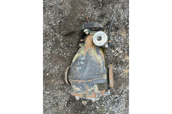 MERCEDES DIFFERENTIAL REAR BRIDGE 124 R1243512508 1243512508 3 46 ABS