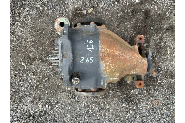 MERCEDES 126 DIFFERENTIAL REAR BRIDGE 2 65 1263510908
