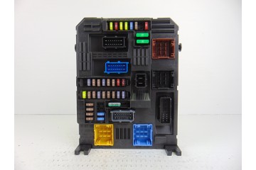 9830707780  CAJA RELES / FUSIBLES DS 3 CROSSBACK Performance Line 9830707780 196749 DS - 1