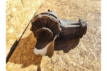 Rear reducer VW PASSAT B5 3B2 CUG 2 8L gasoline 142kW 1999 Catalog number of the part CUG