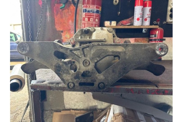 Rear reducer AUDI A6 Avant 4F5 C6 HU550510 2 7L diesel 132kW 2007 Catalog number of substitutes 0AR525053