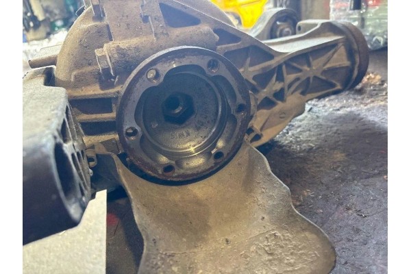 Reductor trasero AUDI A6 Avant (4F5, C6) HU550510 2.7L diésel 132kW 20