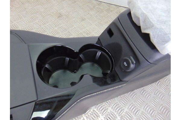 9820860980 APOYABRAZOS CENTRAL DS 3 CROSSBACK Performance Line 9820860980 196767 DS - 2