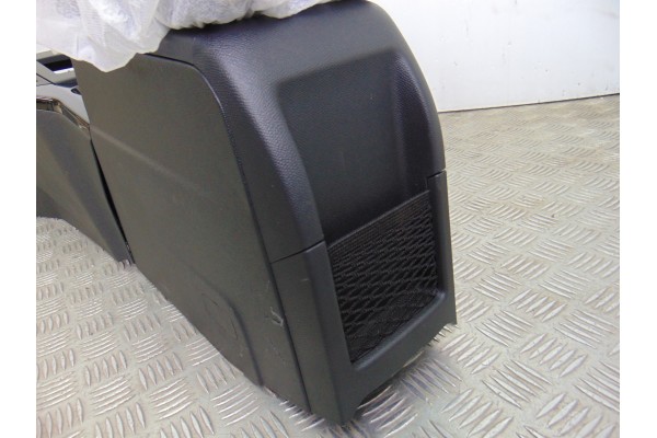 9820860980 APOYABRAZOS CENTRAL DS 3 CROSSBACK Performance Line 9820860980 196767 DS - 11