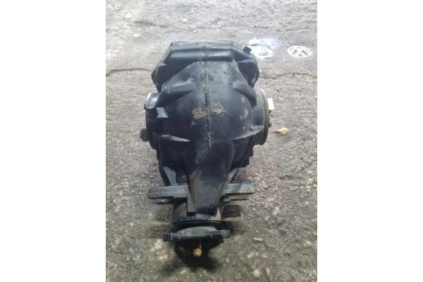 Rear reducer MERCEDES BENZ CLS C219 A2113510608 5 5L gasoline 2007 Part manufacturer Mercedes Benz OE