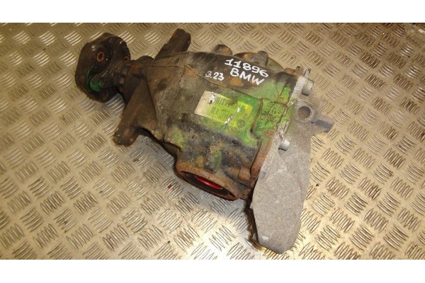 Rear differential BMW 4 F32 F33 F36 F82 F83 7599475 03 7599475