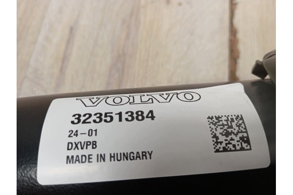 VOLVO XC60 II 2017- Enganche de Remolque Eléctrico 32351384 LLU