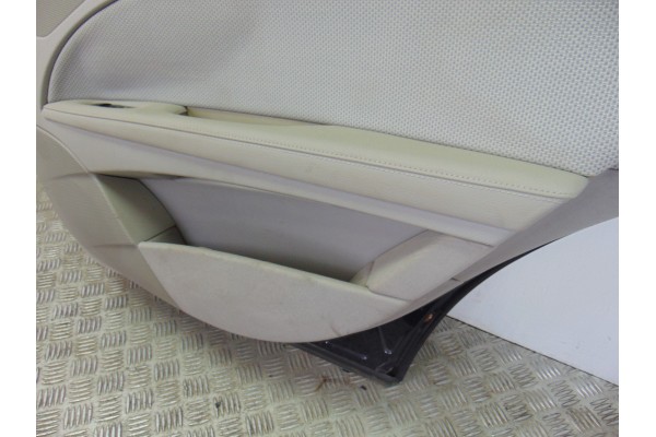 AZUL OSCURO PUERTA TRASERA DERECHA MERCEDES-BENZ CLASE E (BM 211) BERLINA