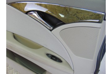 AZUL OSCURO PUERTA TRASERA IZQUIERDA MERCEDES-BENZ CLASE E (BM 211) BERLINA E 220 CDI (211.008) 2006 AZUL OSCURO 197262 MERCEDES