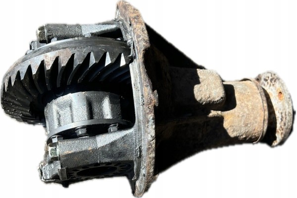 Rear differential Suzuki Grand Vitara FT GT 1998 2003 2730086841 Catalog number of the original 2730086841 2745065D00