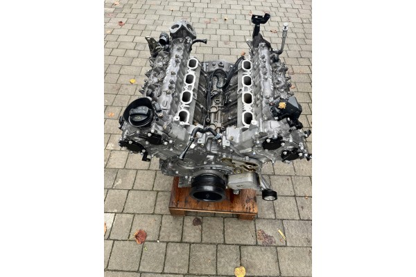 MERCEDES S COUPE W217 63 AMG 6 3 ENGINE M157 985 157985 Version European