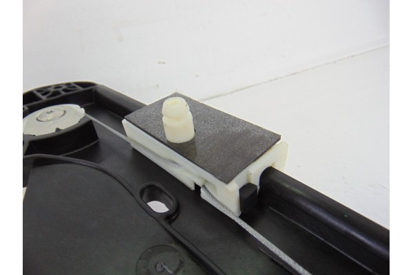 9840196880 ELEVALUNAS DELANTERO DERECHO PEUGEOT 5008