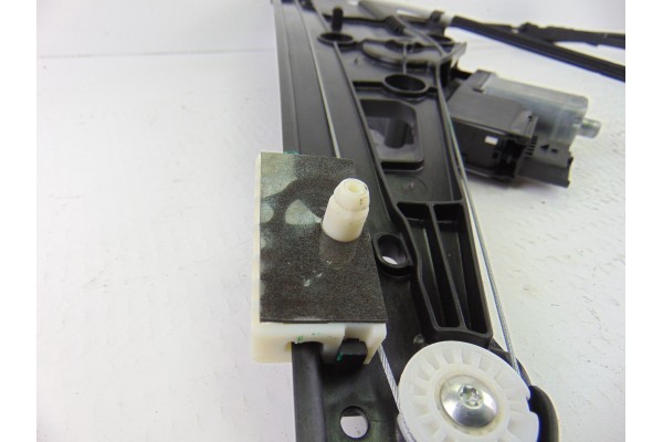 9840196980 ELEVALUNAS DELANTERO IZQUIERDO PEUGEOT 5008