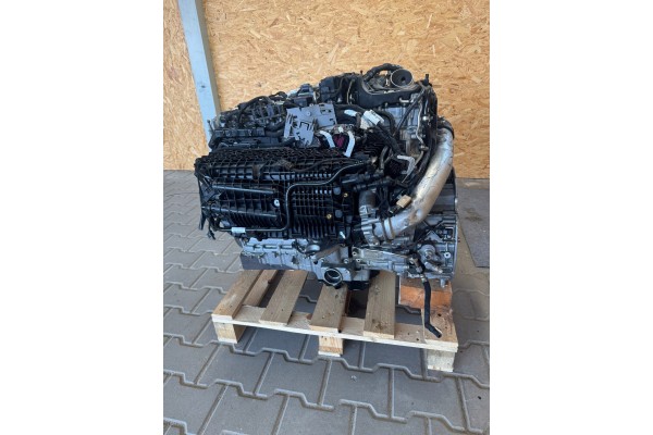 256930 SILNIK MERCEDES E KLASA S KLASA GLE GLS 3 0 KOMPLETNY Part manufacturer Mercedes Benz OE
