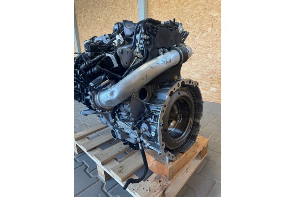 256930 SILNIK MERCEDES E KLASA S KLASA GLE GLS 3 0 KOMPLETNY Catalog number of the part 256930 KPL