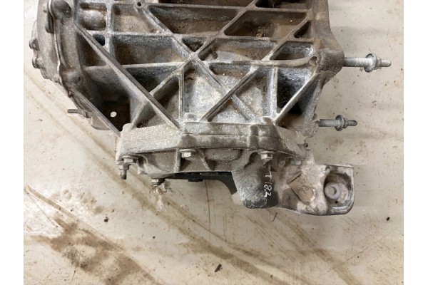 CHEVROLET CORVETTE C7 REAR DIFFERENTIAL 24255986 2014 6200CM3 Part manufacturer Chevrolet OE