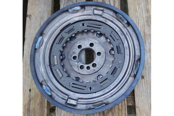 SKRZYNIA AUTOMATYCZNA RENAULT CLIO IV 1 2 TCE DC4 006 Catalog number of the part DC4 006