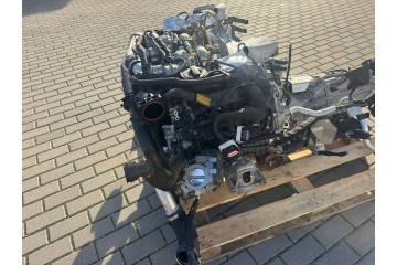 PORSCHE MACAN 95B TURBO GTS LIFT ENGINE 2 9 DGR 24 THOUSAND KM Packaging status replacement