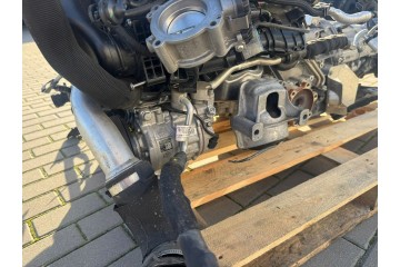 PORSCHE MACAN 95B TURBO GTS LIFT ENGINE 2 9 DGR 24 THOUSAND KM Engine type petrol