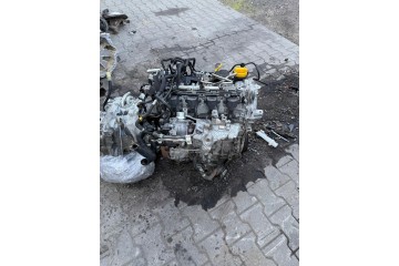 SILNIK 1 3 TCE DACIA RENAULT USZKODZONY NA CZESCI H5HB470 Car type passenger cars