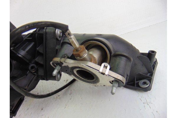 8506406  COLECTOR ADMISION BMW SERIE 3 TOURING (F31) 318d 2014 8506406 200876 BMW - 1