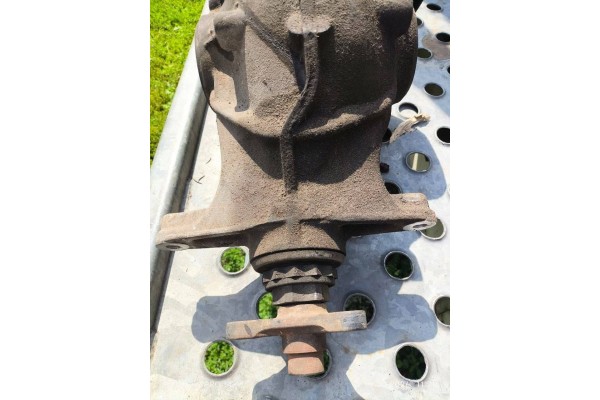 Differential bridge Rear BMW 5 F10 F11 7573819 33117573819 24168110 27 16 Catalog number of the part 7573819 NMQ3443
