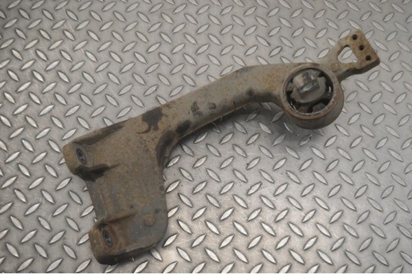 Rear bridge bracket Mercedes Vito Tourer W447 A4473530095 Car type passenger cars