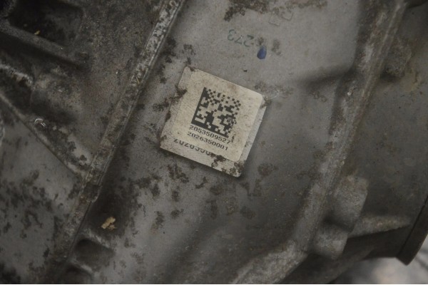 Rear differential Mercedes C Class Coupe C205 A2053509527 Catalog number of the original A2053509527
